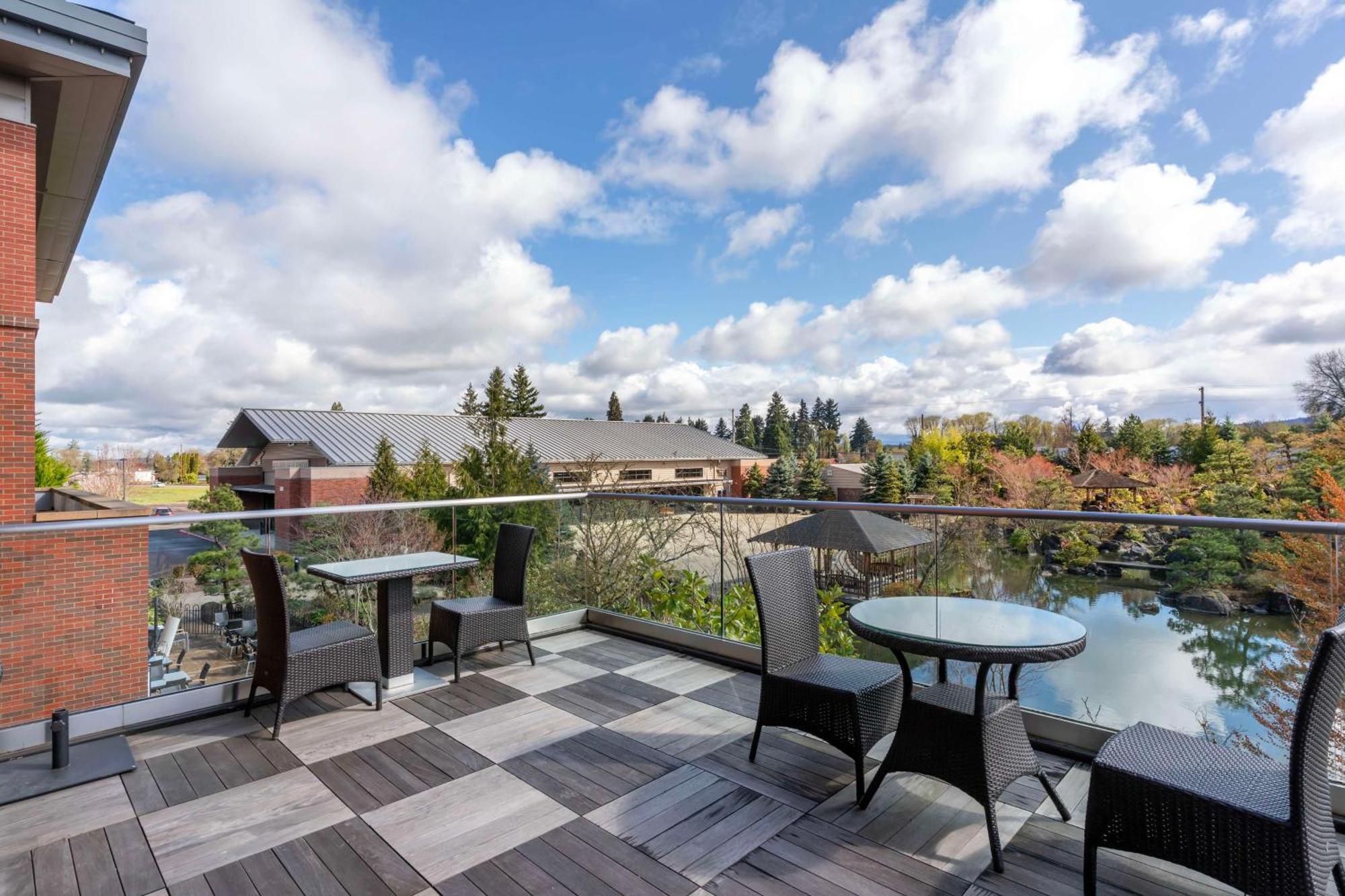 Best Western Premier Boulder Falls Inn Lebanon Exterior foto