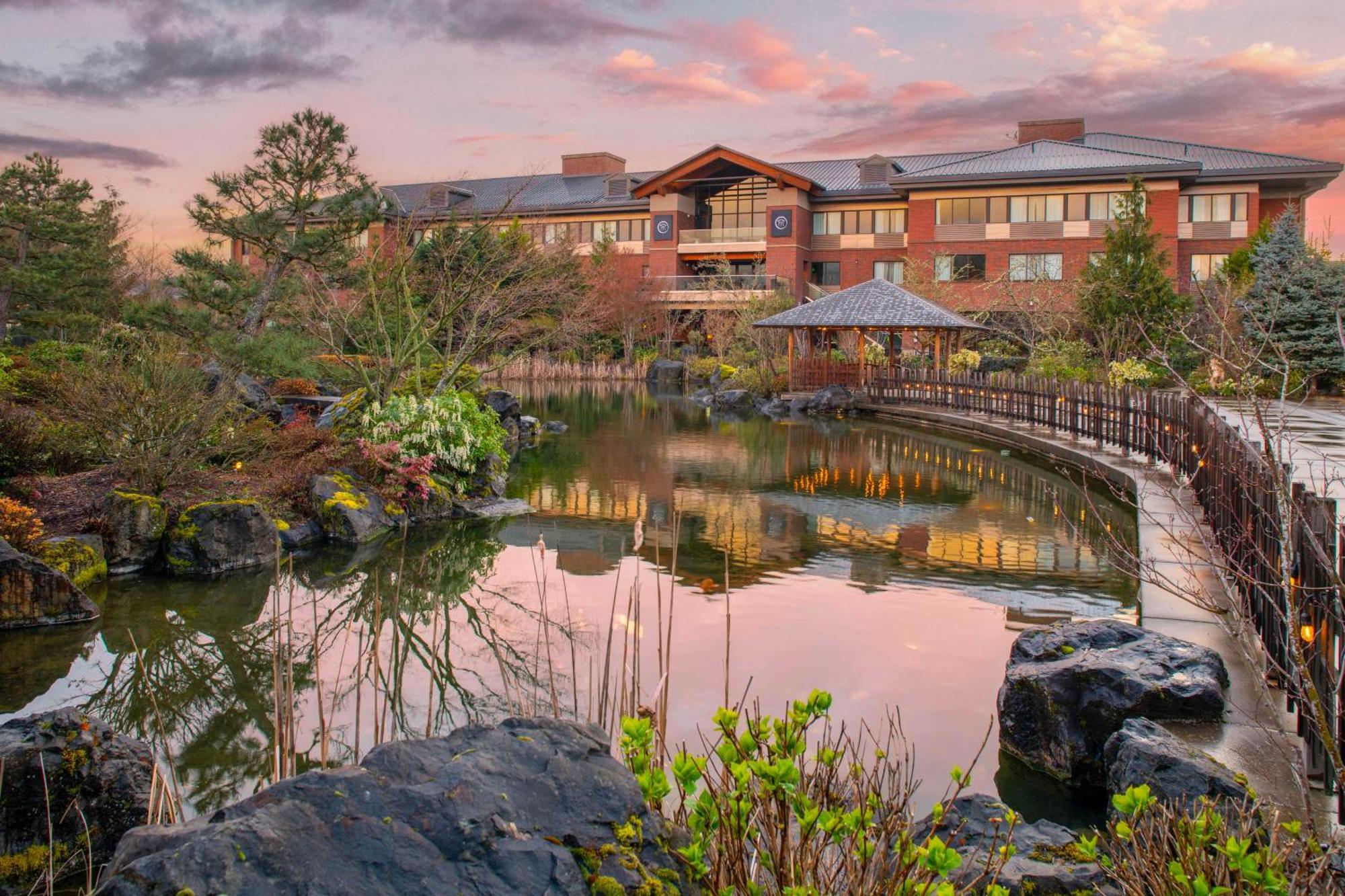 Best Western Premier Boulder Falls Inn Lebanon Exterior foto